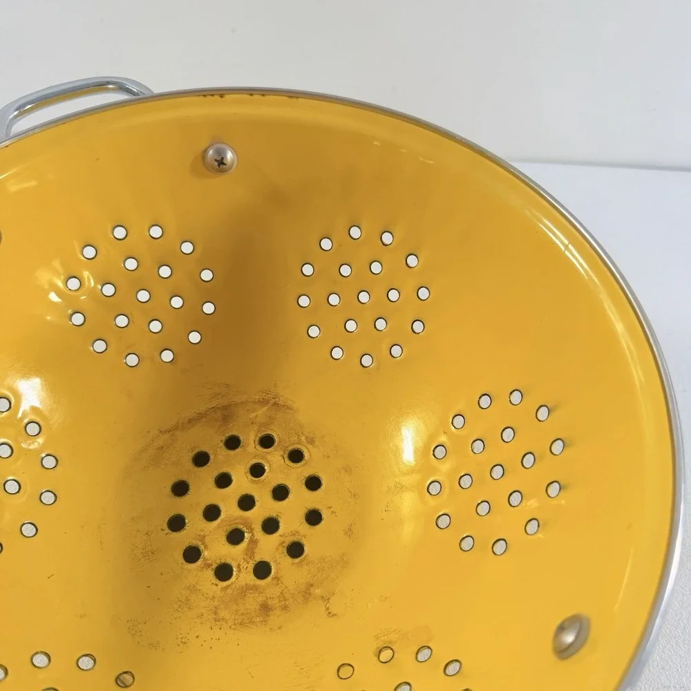 Rare Exclusively Designed Warner Brothers‎ Tweety Bird Colander  Strainer 2000